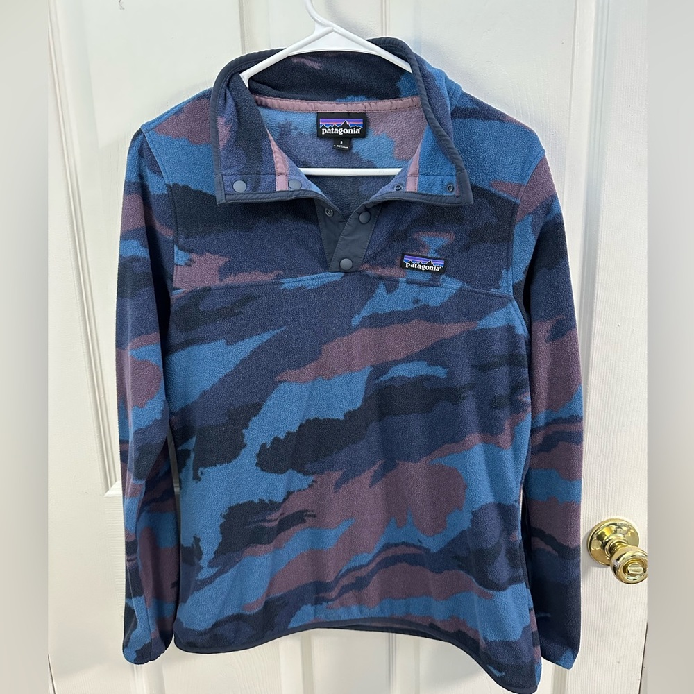 NEVER WORN BEFORE PATAGONIA PULLOVER